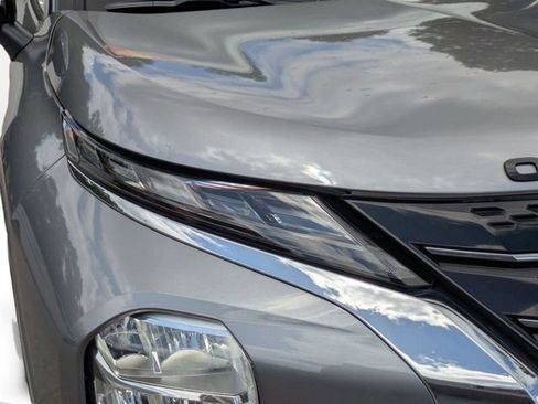 Used 2022 Mitsubishi Outlander SEL Black Edition image 10