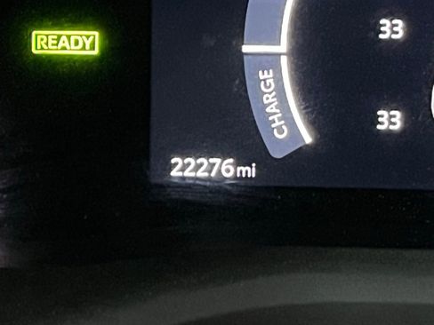 Used 2025 Toyota Camry SE w/ Multimedia Upgrade Package image 29