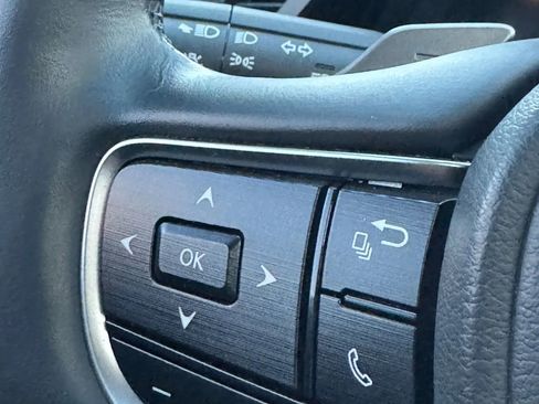 Used 2024 Lexus ES 300h F Sport image 26