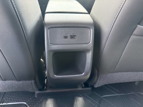 Used 2024 Chevrolet Trax ACTIV w/ Sunroof Package FWD image 22