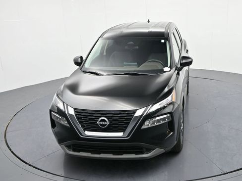 Used 2023 Nissan Rogue SV image 18