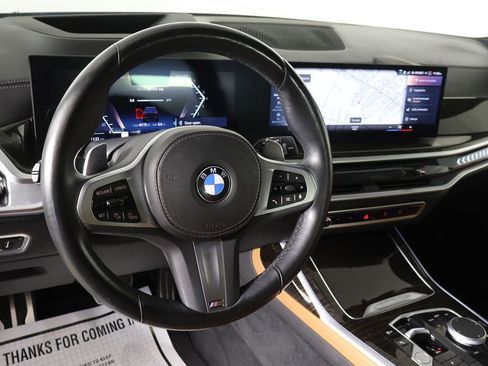 Used 2023 BMW X7 xDrive40i w/ M Sport Package AWD/4WD image 30