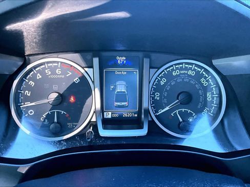 Certified 2023 Toyota Tacoma SR5 w/ SX Package AWD/4WD image 24