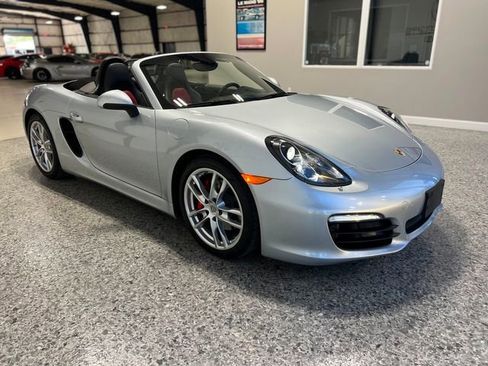 Used 2015 Porsche Boxster S image 13