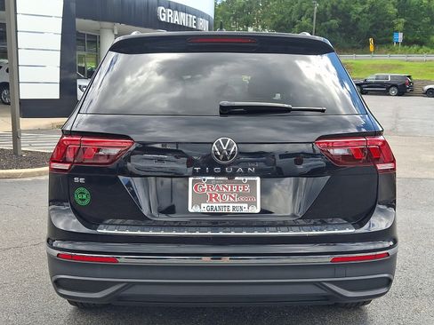 Used 2022 Volkswagen Tiguan SE FWD image 5