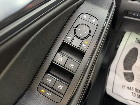 Certified 2023 Nissan Rogue SV w/ SV Premium B Package AWD/4WD image 30