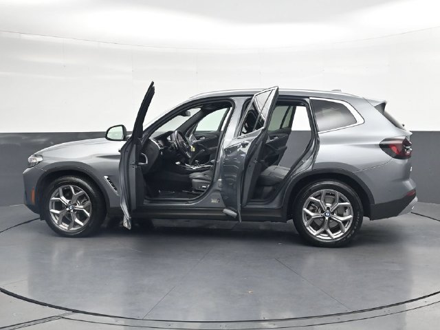 Used 2023 BMW X3 xDrive30i w/ Premium Package AWD/4WD image 38