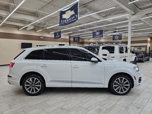 Used 2018 Audi Q7 3.0T Prestige AWD/4WD image 5