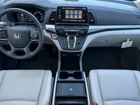 Used 2025 Honda Odyssey EX-L image 12