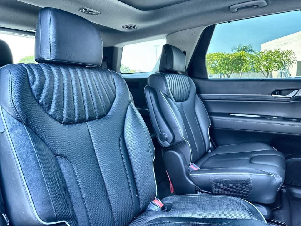 Used 2024 Hyundai Palisade Limited FWD image 26