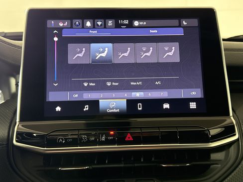 New 2026 Jeep Compass Latitude image 22