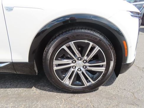 Used 2025 Cadillac Lyriq Luxury RWD image 10