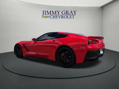 Used 2016 Chevrolet Corvette Stingray Coupe RWD image 3