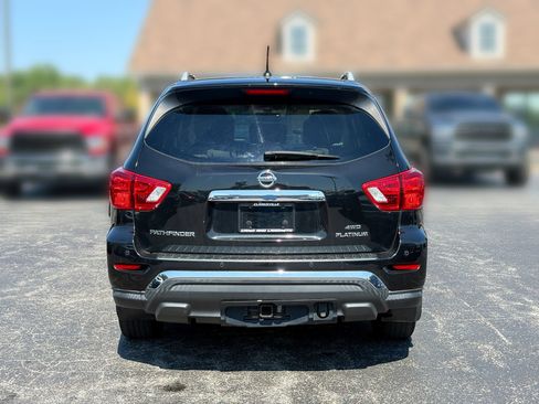 Used 2017 Nissan Pathfinder Platinum w/ Family Entertainment Package AWD/4WD image 8