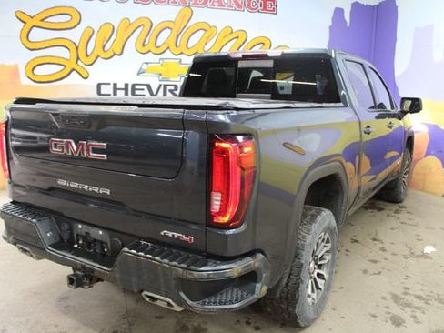 Used 2021 GMC Sierra 1500 AT4 w/ AT4 Preferred Package AWD/4WD image 8