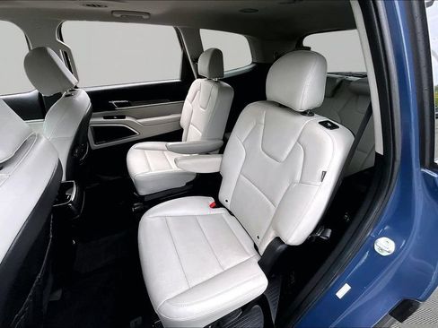 Used 2023 Kia Telluride S w/ S Sunroof Package AWD/4WD image 19