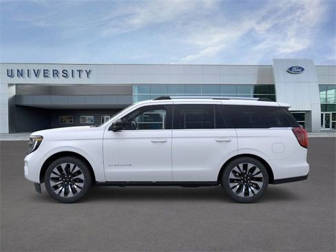 New 2025 Ford Expedition Platinum w/ Driver's Package image 3