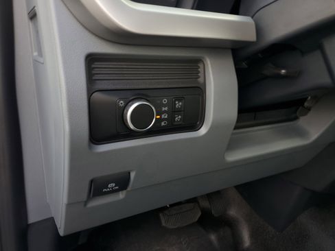 New 2024 Ford F550 4x4 Regular Cab Super Duty image 14