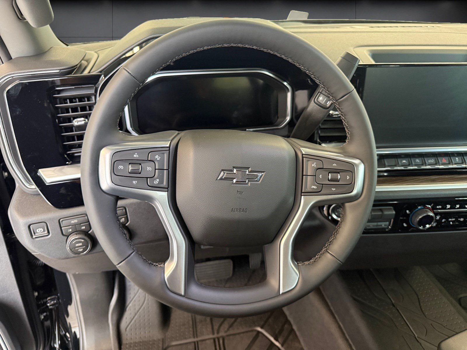 New 2026 Chevrolet Silverado 1500 RST w/ RST Select Package AWD/4WD image 23