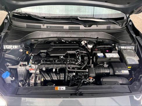 Used 2022 Hyundai Kona SE w/ Cargo Package FWD image 32