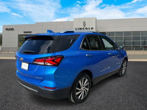 Used 2024 Chevrolet Equinox Premier image 3