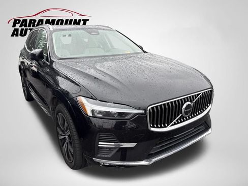 Used 2023 Volvo XC60 B5 Plus w/ Protection Package Premier FWD image 2