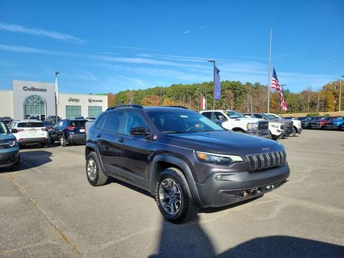 Used 2022 Jeep Cherokee Trailhawk w/ Technology Group B image 1