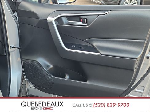 Used 2022 Toyota RAV4 XLE Premium FWD image 28