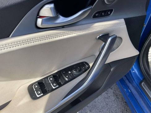 Used 2018 Kia Stinger GT2 image 26