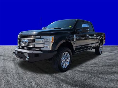 Certified 2017 Ford F250 Platinum w/ Platinum Ultimate Package image 8
