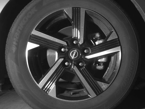 Used 2025 Nissan Sentra SV FWD image 13