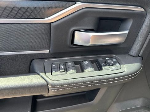 New 2025 RAM 2500 Big Horn AWD/4WD image 20
