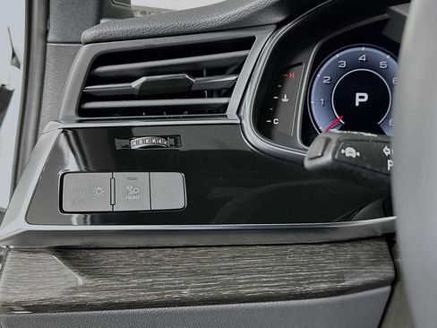 Certified 2025 Audi Q7 2.0T Premium Plus w/ Premium Plus Package image 10