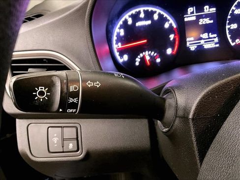 Used 2021 Hyundai Accent SE FWD image 31