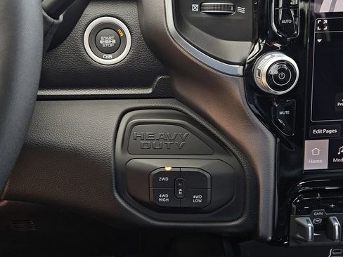 New 2026 RAM 1500 2WD Crew Cab image 20