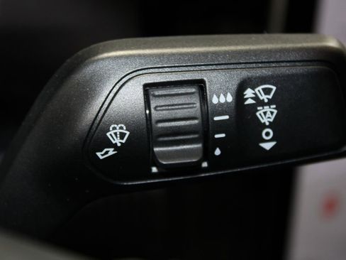 New 2025 Ford Ranger Lariat w/ FX4 Off-Road Package image 47