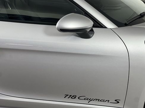 Certified 2022 Porsche 718 Cayman S image 17