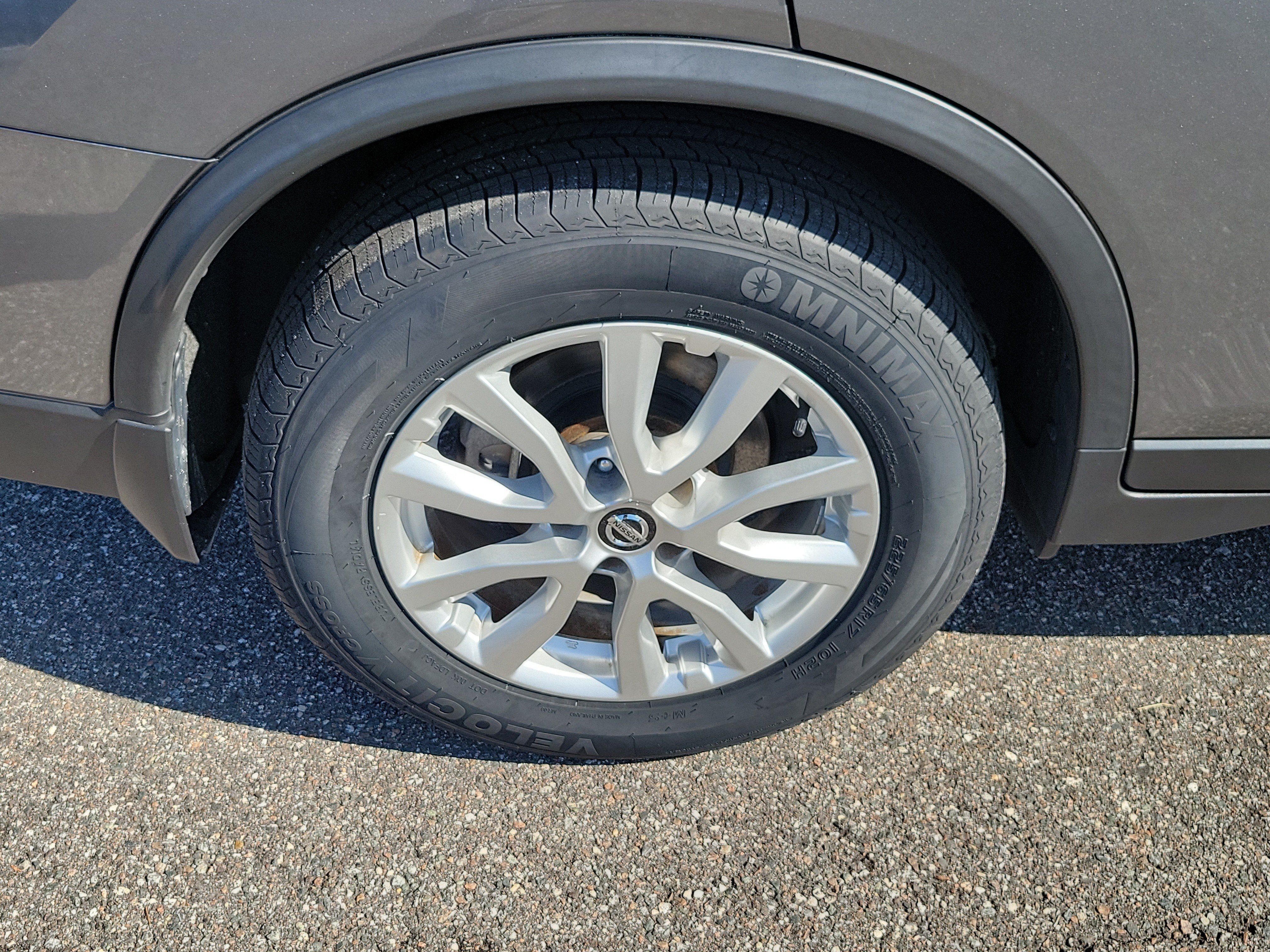 Used 2019 Nissan Rogue SV AWD/4WD image 39