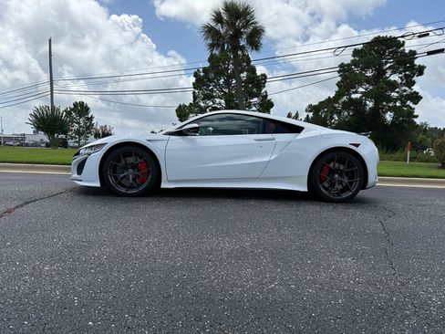 Used 2019 Acura NSX AWD/4WD image 2