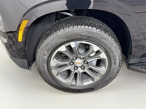 Used 2026 Chevrolet Tahoe LT w/ Comfort Package AWD/4WD image 26
