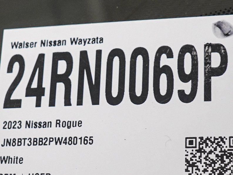 Used 2023 Nissan Rogue SV AWD/4WD image 32
