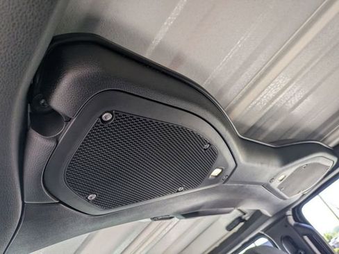 Used 2025 Jeep Wrangler Unlimited Rubicon AWD/4WD image 26