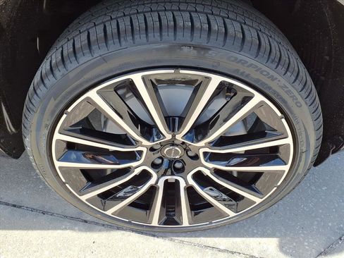 New 2026 Volvo XC90 B6 Ultra w/ Lounge Package AWD/4WD image 9