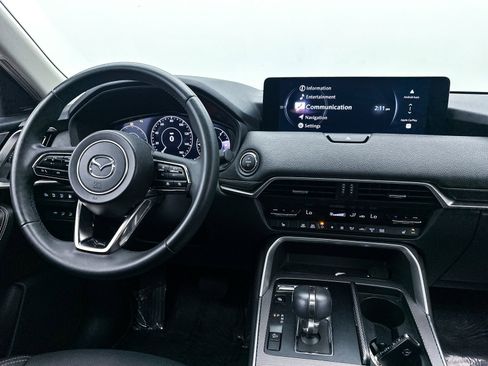 Certified 2025 MAZDA CX-70 Plug-In Hybrid w/ Premium Pkg image 8