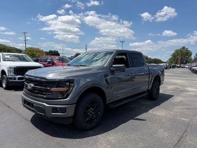 New 2026 Ford F150 XLT w/ XLT Black Appearance Package