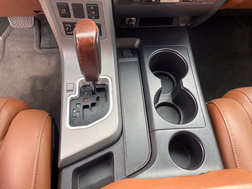 Used 2017 Toyota Sequoia Platinum RWD image 13