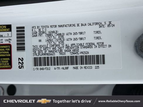 Used 2024 Toyota Tacoma TRD Off-Road image 37