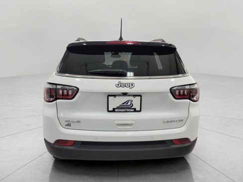 Used 2025 Jeep Compass Limited AWD/4WD image 24