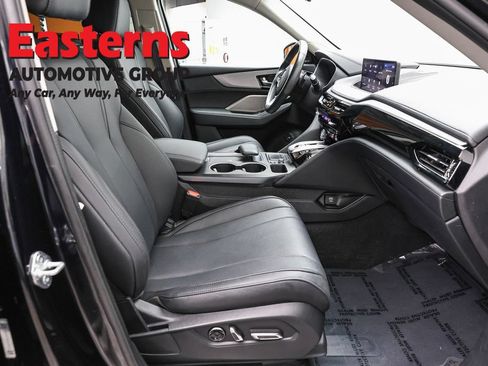 Used 2023 Acura MDX SH-AWD image 25