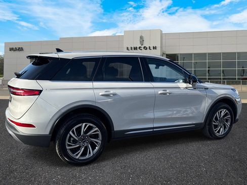 Certified 2023 Lincoln Corsair FWD image 3